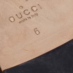 مملوكة مسبقًا صندل غوتشي جلد بني فتحة كعب مقا س 40