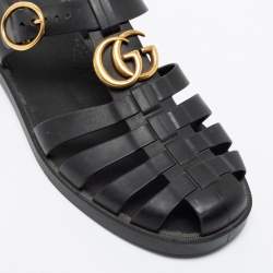 Pre Owned Gucci Black Rubber GG Buckle Strap Sandals Size 40