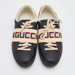 مملوكة مسبقًا حذاء رياضي غوتشي باند نيو أيس بالشعار سترتش وجلد أسود بعنق منخفض مقاس 44