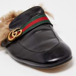 مملوكة مسبقًا Gucci Black Leather And Fur Lined GG Web Princetown Mules Size 46