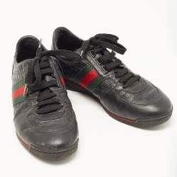 مملوكة مسبقًا Gucci Black Microguccissima Leather Web Low Top Sneakers Size 40.5