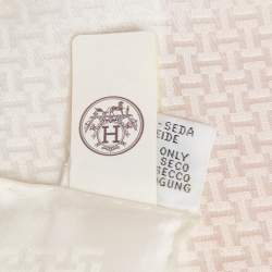 Pre Owned Hermès Blanc Silk Faconne Upside Down Handkerchief