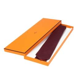 Pre Owned Hermes Rouge 7 H Linge Silk Twill Tie 