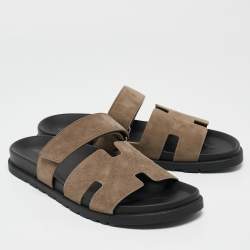 Pre Owned Hermès Grey Suede Chypre Sandals Size 43