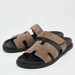 Pre Owned Hermès Grey Suede Chypre Sandals Size 43