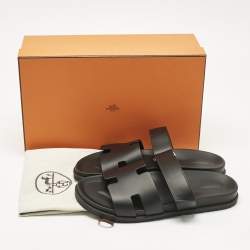 Pre Owned Hermès Black Leather Chypre Sandals Size 43
