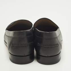 مملوكة مسبقًا Hermes Size 42.5 Black Leather Logo Embossed Loafers