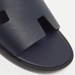 مملوكة مسبقًا Hermès Izmir Size 43.5 Navy Blue Leather Flat Slides