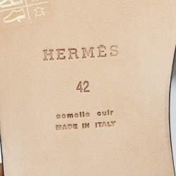 Hermés Taupe Leather Izmir Flat Slides Size 42