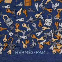 Hermès Bleu Silk Twill N'Oublie Pas Tes Cles Pocket Square