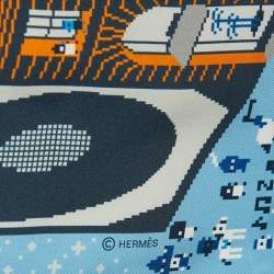 Pre Owned Hermès Blue/Orange Silk Faubourg Party Pocket Square