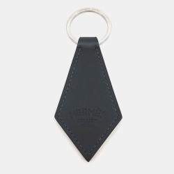 مملوكة مسبقًا Hermes Leather Tab Keyring