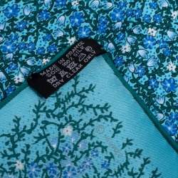 مملوكة مسبقًا Hermès Blue Floral  Printed Silk Pocket Square