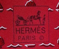 Pre Owned Hermes Red Seashell & Fish Printed Silk Tie
