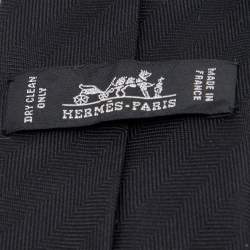 Pre Owned Hermès Black Herringbone Patterned Jacquard Silk Tie