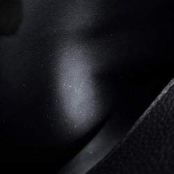 مملوكة مسبقًا Hermes Kelly Akkad Black Togo Leather Size Pm