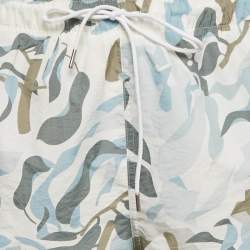 مملوكة مسبقًا شورت سباحة هيرميس بطبعة صناعي لون أبيض مقاس زائد زائد كبير