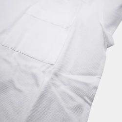 مملوكة مسبقًا تي شيرت جيب هيَرمس تطريز قطن أبيض مقاس صغير