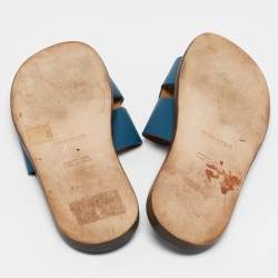 مملوكة مسبقًا Hermes Blue Leather Izmir Flat Sandals Size 42