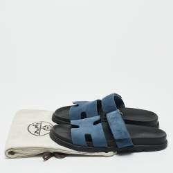 مملوكة مسبقًا Hermes Navy Blue Nubuck Leather Chypre Sandals Size 42
