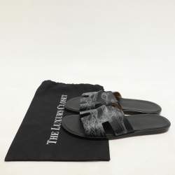 Hermes Black Ferronnerie Print Leather Izmir Flat Sandals Size 44