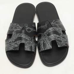 Hermes Black Ferronnerie Print Leather Izmir Flat Sandals Size 44