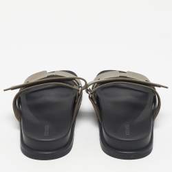 Pre Owned Hermès Dark Green Leather Chypre Slide Sandals Size 39