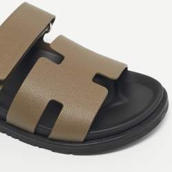 Pre Owned Hermès Dark Green Leather Chypre Slide Sandals Size 39