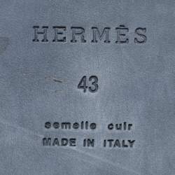 Pre Owned Hermés Black Leather Izmir Flat Slides Size 43