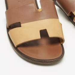 Pre Owned Hermes Two Tone Leather Izmir Flat Slides Size 43