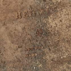 Pre Owned Hermes Two Tone Leather Izmir Flat Slides Size 43