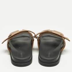 مملوكة مسبقًا Hermès Brown Leather Chypre Sandals Size 43.5