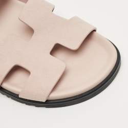 Pre Owned Hermès Beige Suede chypre Flat Sandals Size 40