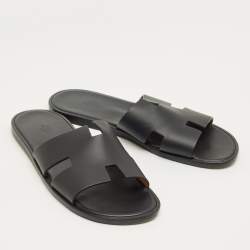 مملوكة مسبقًا Hermes Black Leather Izmir Flat Slide Sandals Size 46