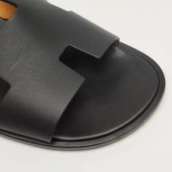 مملوكة مسبقًا Hermes Black Leather Izmir Flat Slide Sandals Size 46