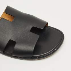 Pre Owned صندل مسطح هيرمس إزمير جلد أسود مقاس 44