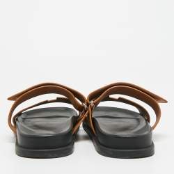 مملوكة مسبقًا Hermes Chypre Size 42.5 Brown Leather Flat Sandals
