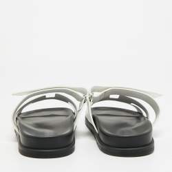 Pre Owned صندل هيرمس كيبر جلد أبيض مقاس 43