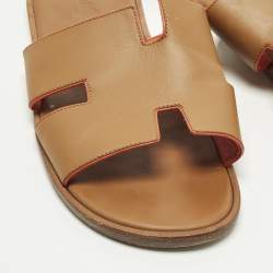 مملوكة مسبقًا Hermes Izmir Size 43 Brown Leather Flat Sandals