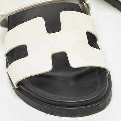 Pre Owned صندل شيبر هيرمس جلد أبيض مقاس 39