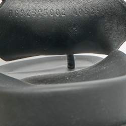 Pre Owned Hermes Empire Size 40.5 Black Leather Thong Flat Slide