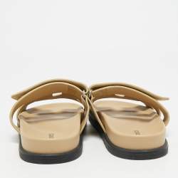 مملوكة مسبقًا Hermes Chypre Size 40 Beige Suede Flat Slide