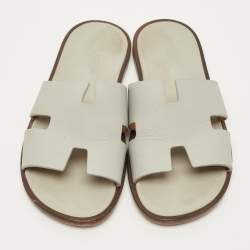 Pre Owned شباشب مسطحة جلد رمادي هيرميس إزمير مقاس 42