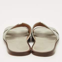 Pre Owned شباشب مسطحة جلد رمادي هيرميس إزمير مقاس 42