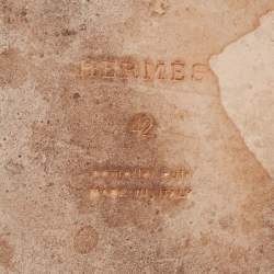 Pre Owned شباشب مسطحة جلد رمادي هيرميس إزمير مقاس 42