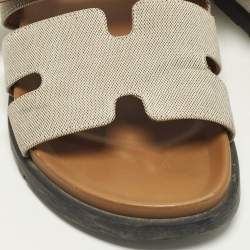 مملوكة مسبقًا Hermes Chypre Size 40.5 Beige/Tan Canvas and Leather Flat Slide