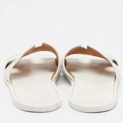 Pre Owned Hermes Izmir Size 43.5 White Leather Flat Slides