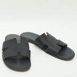 مملوكة مسبقًا Hermès Izmir Size 44 Navy Blue Leather Flat Sandals