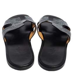 Pre Owned Hermes Black Ferronnerie Print Leather Izmir Flat Sandals Size 45