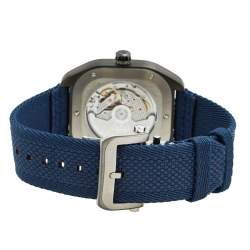 Hermes Black Titanium Fabric H08 W049432WW00 Men's Wristwatch 39 mm